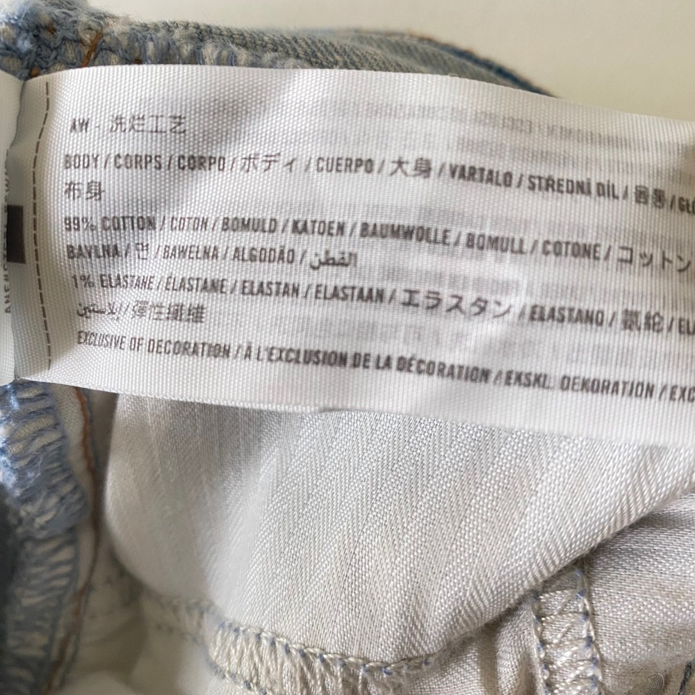 Abercrombie & Fitch The 90s Relaxed Jean High Rise Light Wash Blue 32 14L - Picture 7 of 9